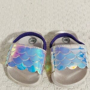 Wonder Nation Kids Holographic Scallop Sandals